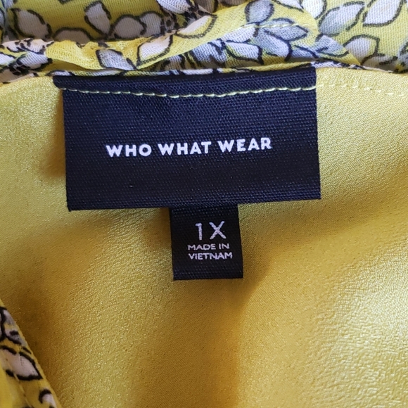 NWOT Yellow floral Maxi spaghetti strap dress - Picture 3 of 8